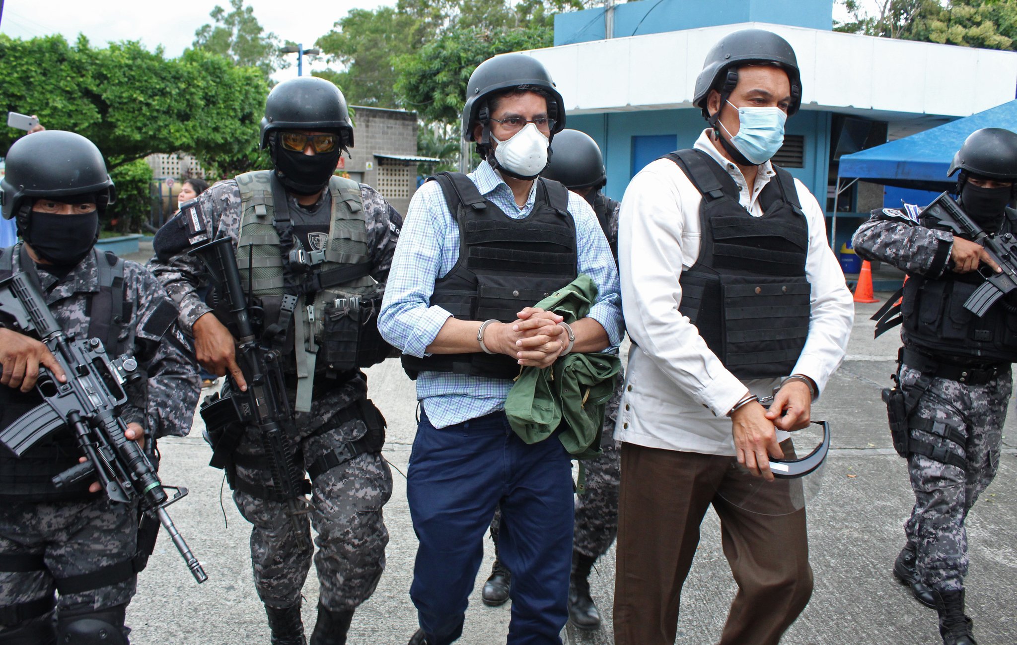 Expresidente de ARENA y exministros de la defensa enviados a los tribunales por hurto de arsenal militar expresidente-de-arena-y-exministros-de-la-defensa-enviados-a-los-tribunales-por-hurto-de-arsenal-militar